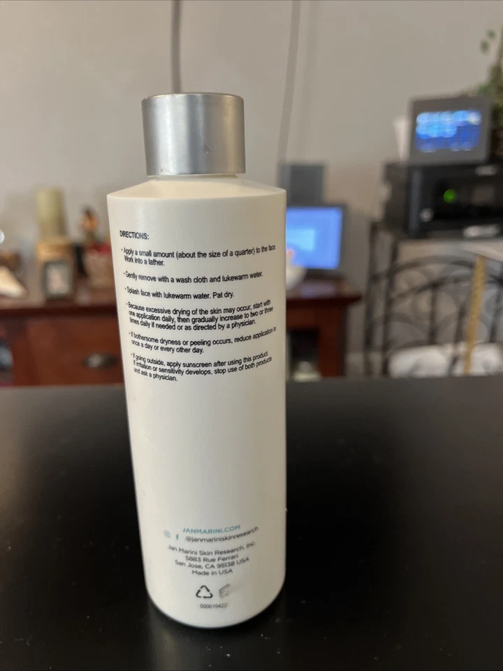 Jan Marini Skin Research Benzoyl Peroxide Acne Treatment Wash 2.5% 8fl Ounces - Image 4 of 4