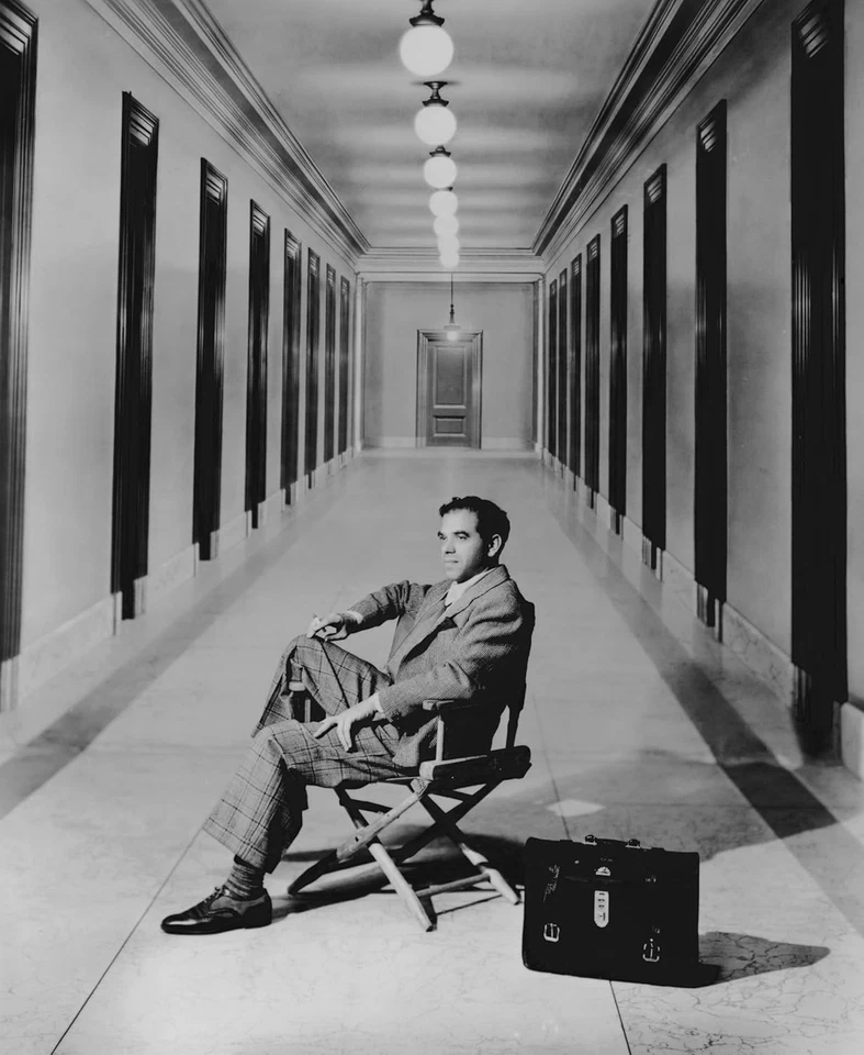 Frank Capra At Columbia Collection Giftset (4K UHD + Blu-ray) - Image 3 of 3