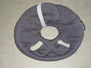 maxi cosi pebble head hugger