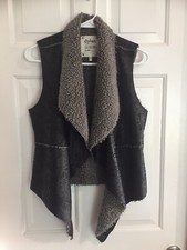 Dylan Textured Black Gray Sleeveless Faux Leather Drape Vest Open Front Xs 