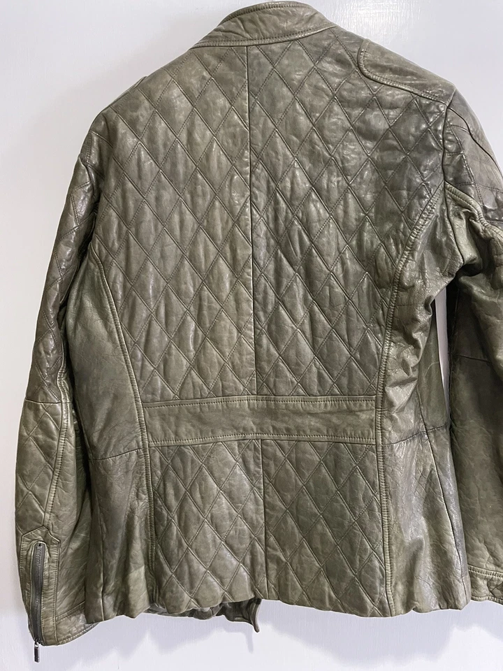 Etro 橄榄单调绿色绗缝皮革机车夹克尺寸 M. 40 英寸胸部。 — 第 2/4 张图片