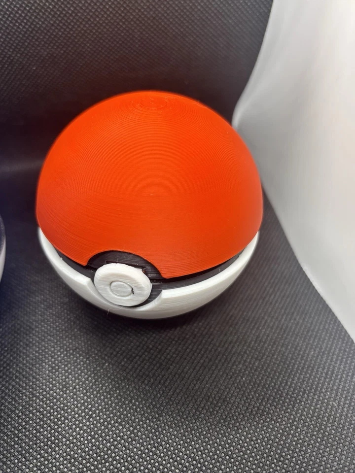 Mini bolas de luna misteriosas impresas en 3D  Foto 2 de 4