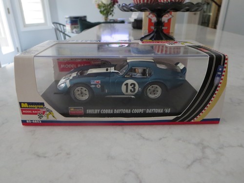 Slot Shelby Cobra Daytona Coupé N°5 Le Mans 1964 – Revell 1/32, Neuf En Boîte