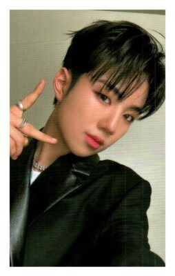 EVNNE Target Me Album photobook VER Official PHOTOCARD PHOTO CARD