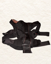 BabyBj rn One Air Baby Carrier - Black 5206431 