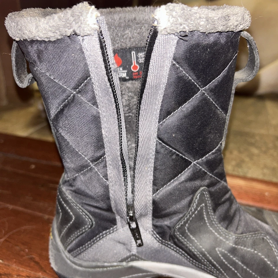 KEEN Betty Women Sz 5.5 Winter 200g Insulated Dry WP Zip Boot Boots Black Gray - Image 3 of 4