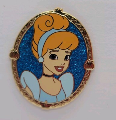 goldencinderellaページ Disney Pin 2022 Gold Frame Portrait w/Glitter Princess Cinderella