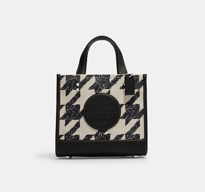 COACH Dempsey Tote 22 With Houndstooth Print And Patch CJ623 NWT