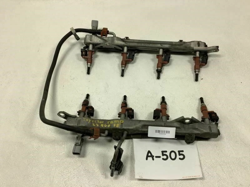 Rampa de inyector de combustible Lexus LS460 2007 OEM+ Foto 3 de 4
