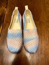 Toms girls mermaid classic slip on shoes pink blue sparkles Youth size 3.5