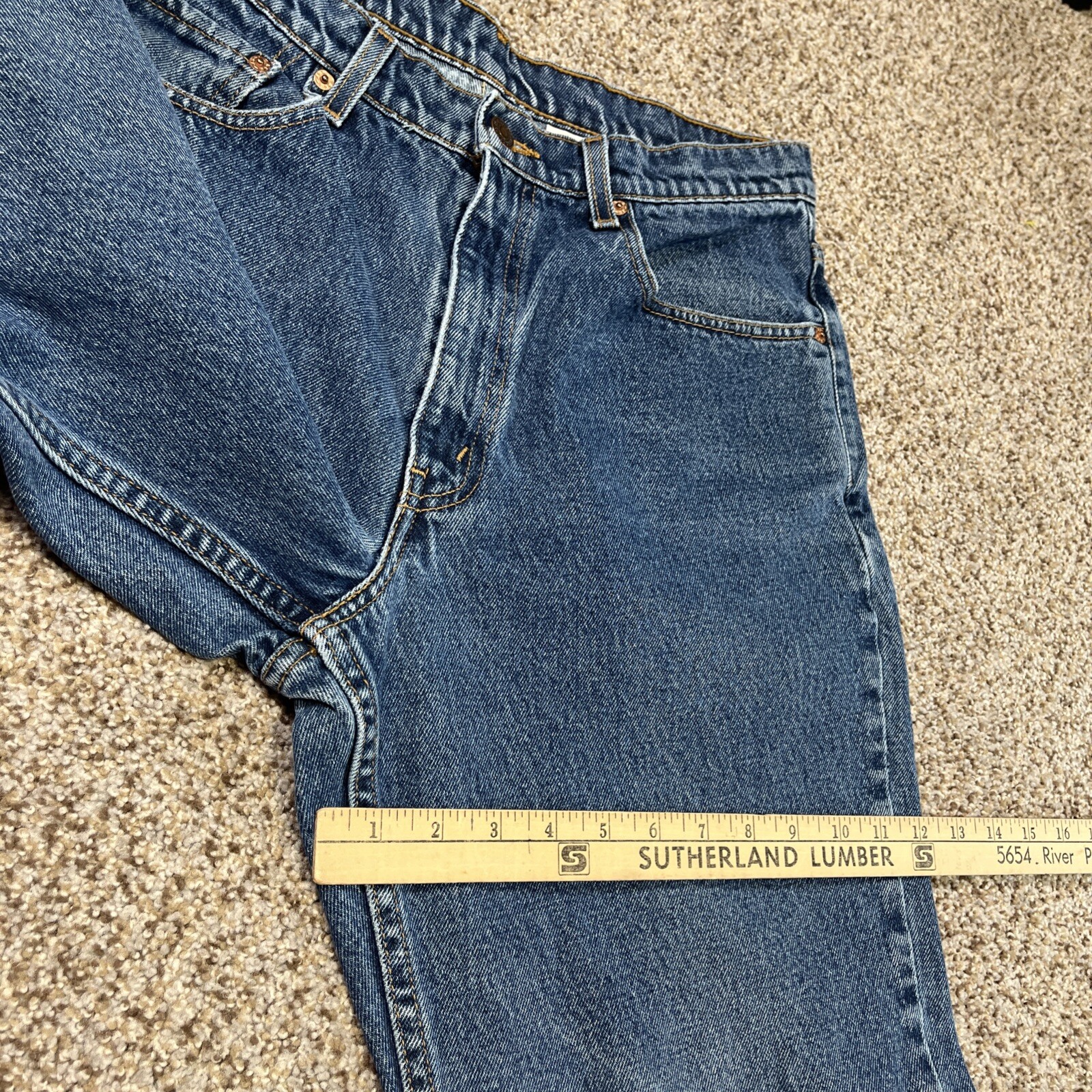 Vintage Levis Jeans Mens 30x29 Blue 550 Relaxed Tapered Leg Denim - View 10