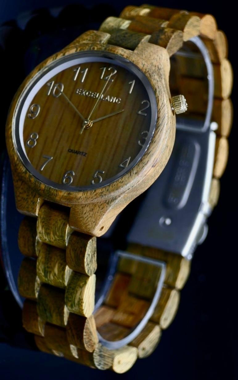 Schicke Excellanc Frauen Damen Holz Armband Uhr braun Farben Grünholz Damenuhr
