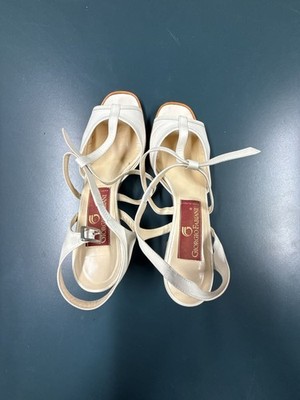 Giorgio Fabiani White Leather T-Strap Block Heel Sandals