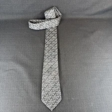 Geoffrey Beene Gray Abstract Mens Tie 100% Silk 58 x 2.75 Skinny Necktie