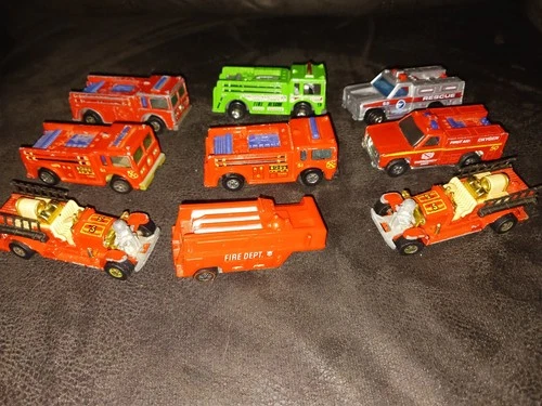 Hot Wheels Heavyweights Redline Fire Engine Truck Trailer Hong Kong Old Number 5