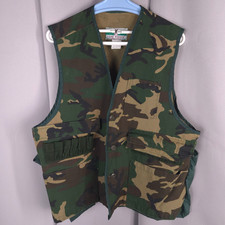 Vintage Game Winner Vest Mens L XL Green Camo Shooting Hunting Sleeveless Layer