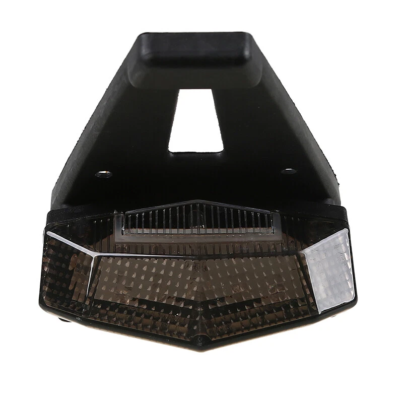Soporte de matrícula de guardabarros trasero LED luz trasera de freno universal para Yamaha MT07 Foto 3 de 4