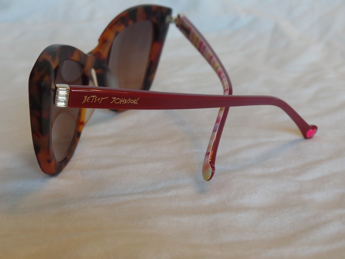 Betsey Johnson Sunglasses Clear Red Womens 48-16-130 10787 display picture 2