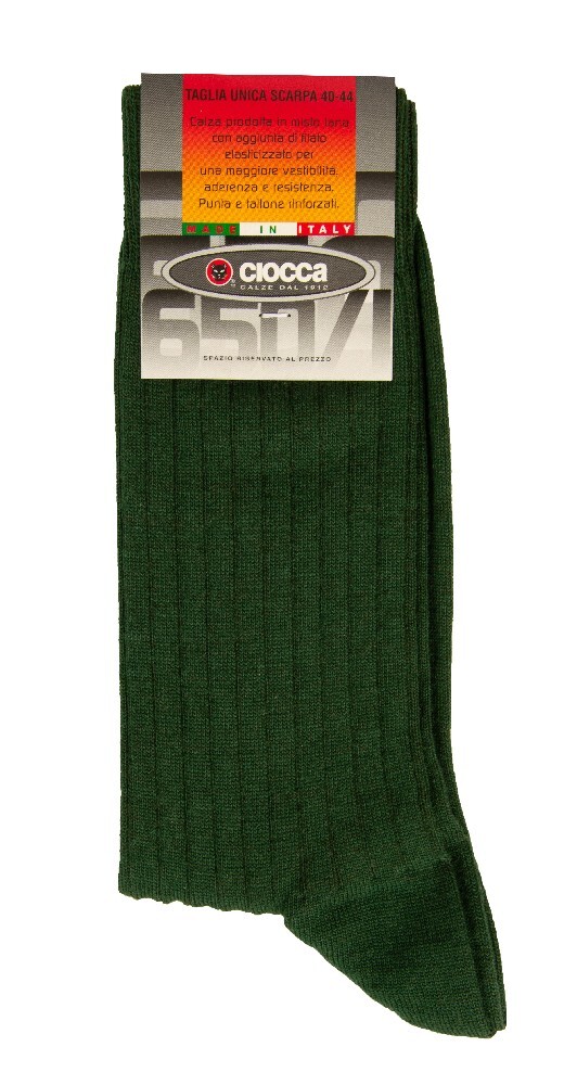 Внутренняя часть корпуса выполнена из нержавеющей стали, а внутренняя - из нержавеющей стали.