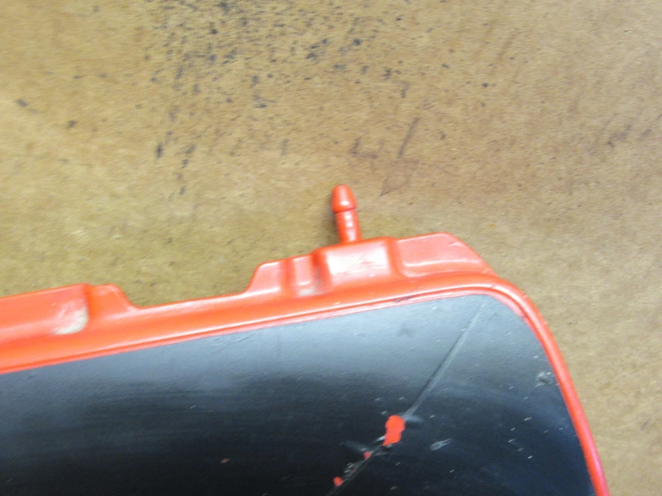 1984 Suzuki SP600 DR600 tampa quadro painel lateral esquerdo 47211-14A0 - Imagem 4 de 4