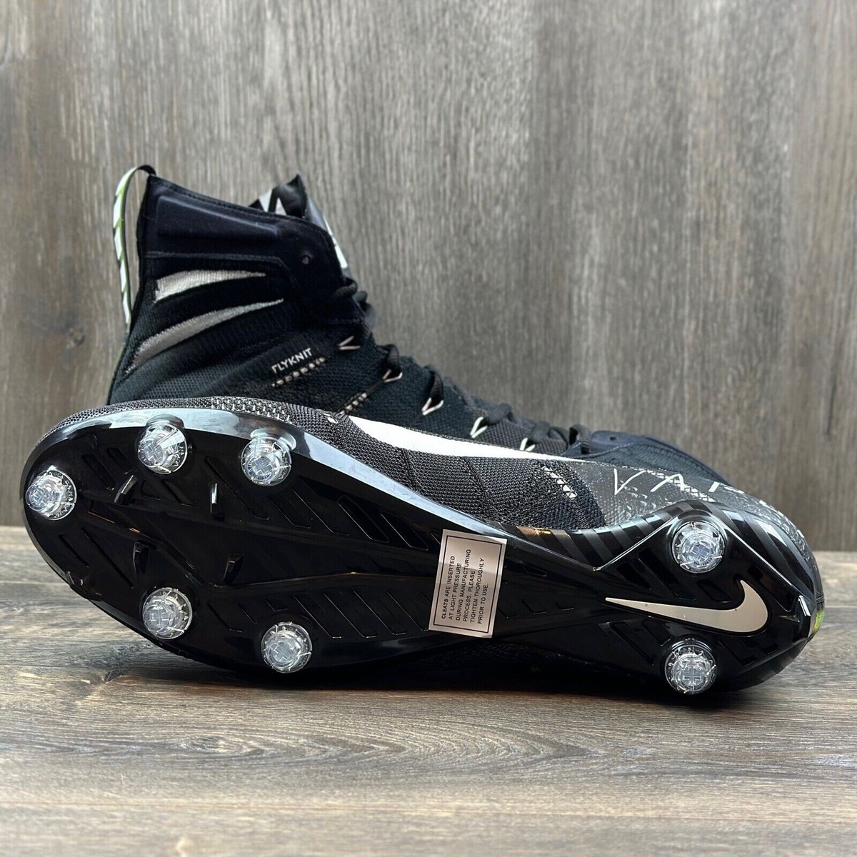 NIKE VAPOR UNTOUCHABLE ELITE 3 FOOTBALL CLEATS SIZE 11.5 