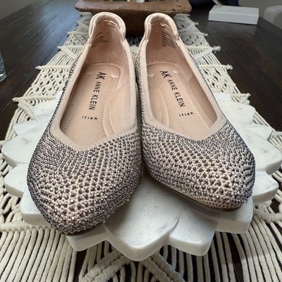 Whimsy Fairy NWOT Women s Anne Klein Nude W/Silver Rhinestone Flats US 6.5 