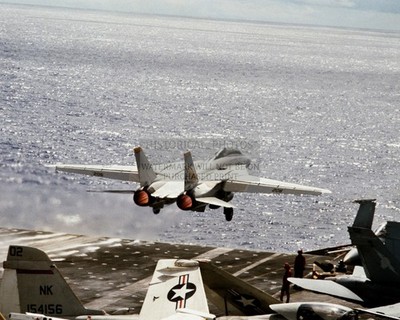 GRUMMAN F-14A TOMCAT VF-21 USS CONSTELLATION 1984 8X10 PHOTO