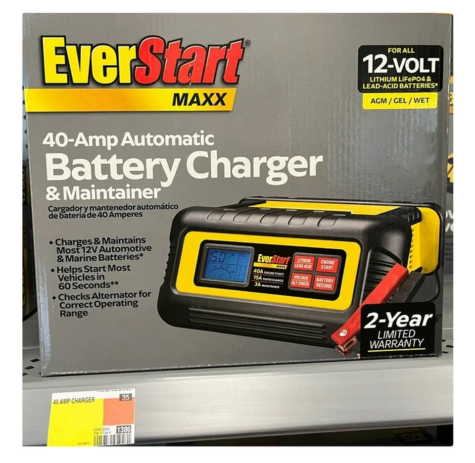EverStart Maxx 15 Amp Battery Charger and Maintainer with 40 Amp Engine