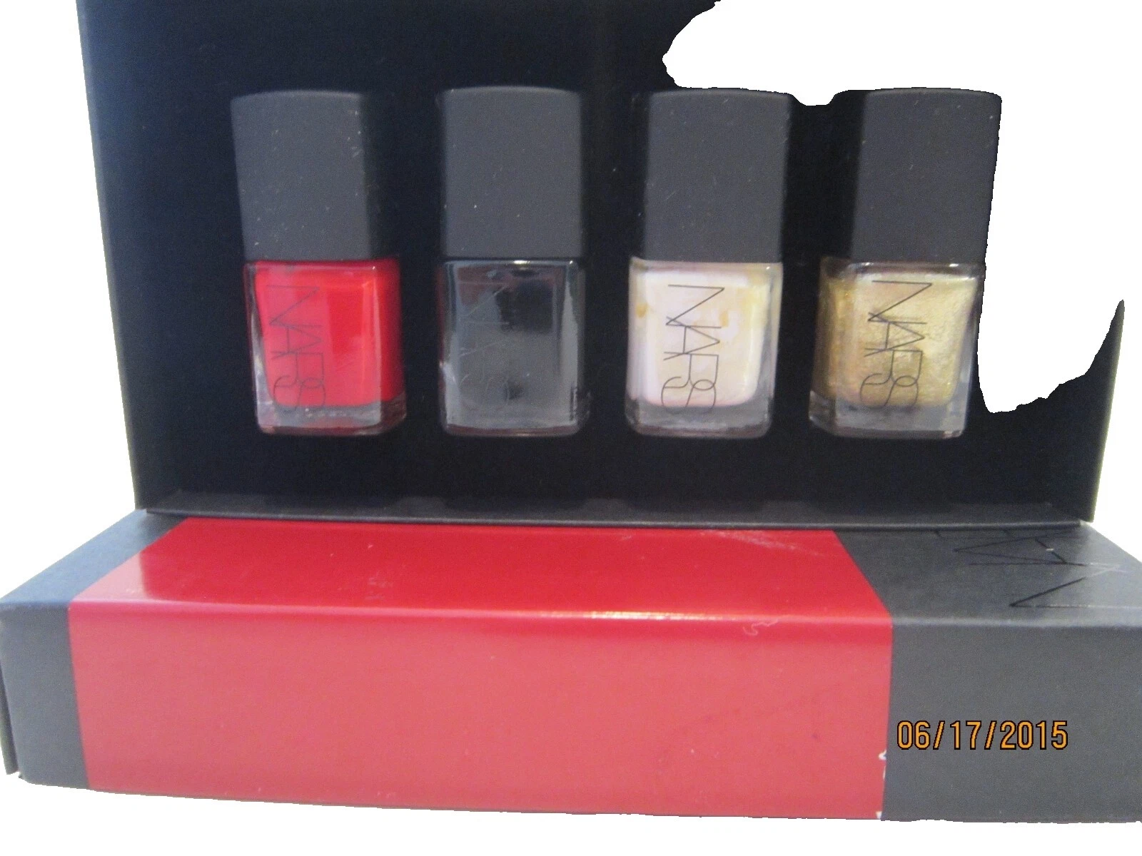 Esmalte de uñas mate NARS