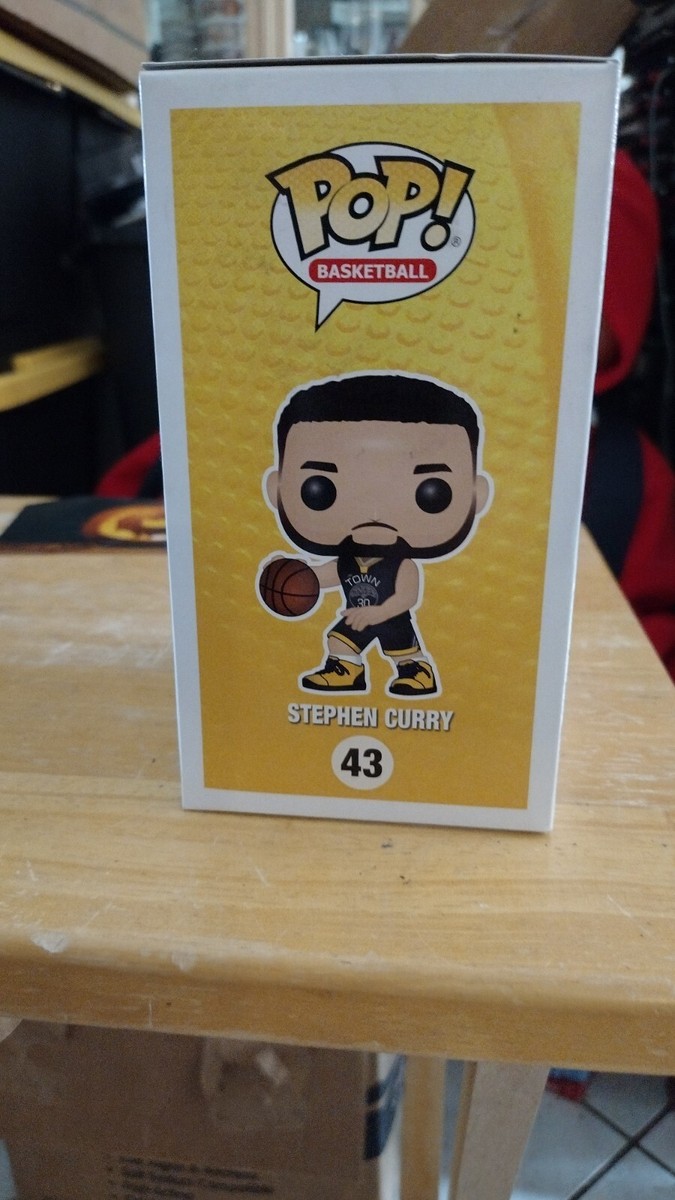 Funko POP NBA Stephen Curry Fanatics Exclusive #43 Golden Funko POP NBA Stephen Curry Fanatics Exclusive #43 Golden