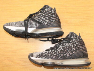 NIKE LeBron XVII 17 'In The Arena' Black White BQ3177-002 Men's