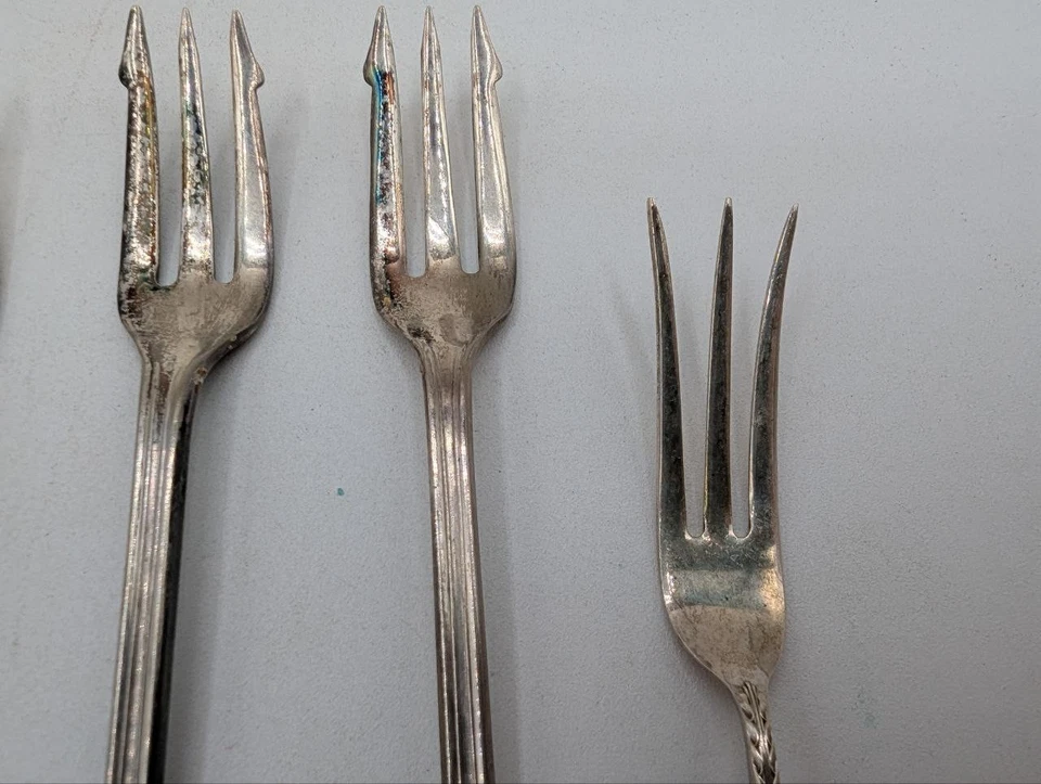 Лот 7 посеребренные длинные вилки аперитив оливки сервировка антипасти ужин AN36-8 - Изображение 2 из 4