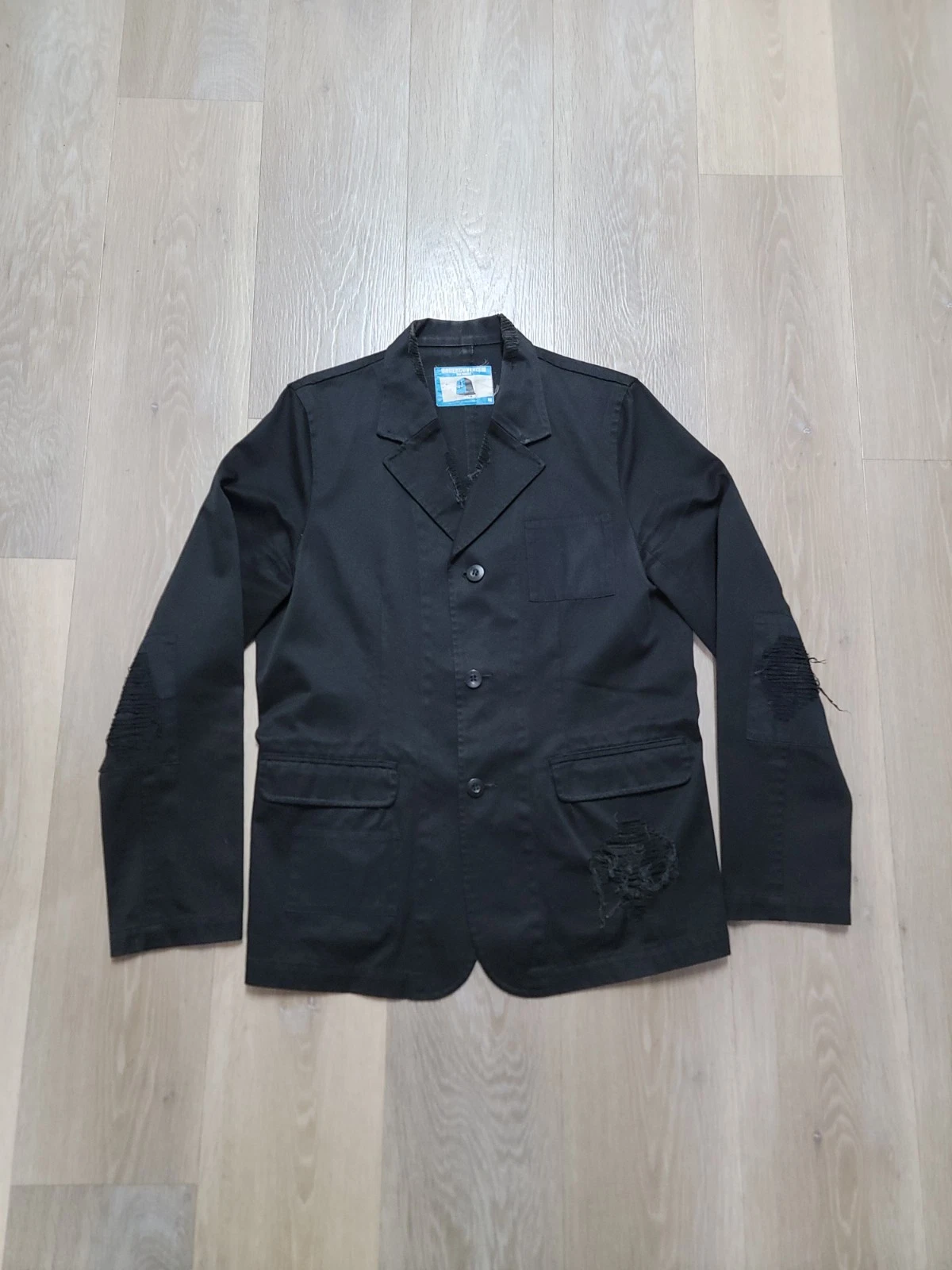 90s Undercover Jun Takahashi Black Distressed Patchwork Blazer Jacket M Fits S
Opens in a new window