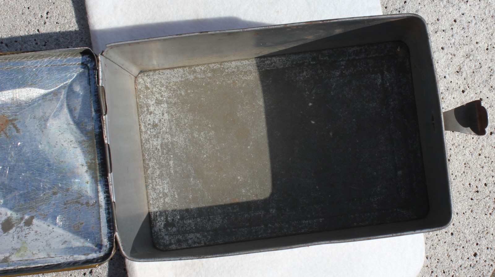 Vintage Union Leader Empty Cut Plug Tobacco Tin Advertising