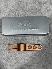 Scotty Cameron Club Cameron 2008 Pivot/Divot Tool New In Tin Rare!