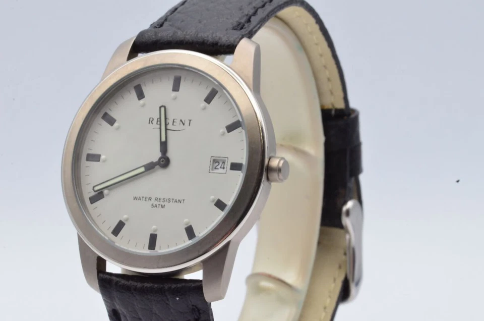 Regent Reloj Hombre 1 17/32 pulgadas Cuarzo Vintage RARO Titan Reloj Pulsera Vintage Foto 4 de 4