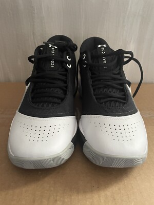 Size 9 - Under Armour Stephen Curry SC 3Zero 4 Black White New With Box