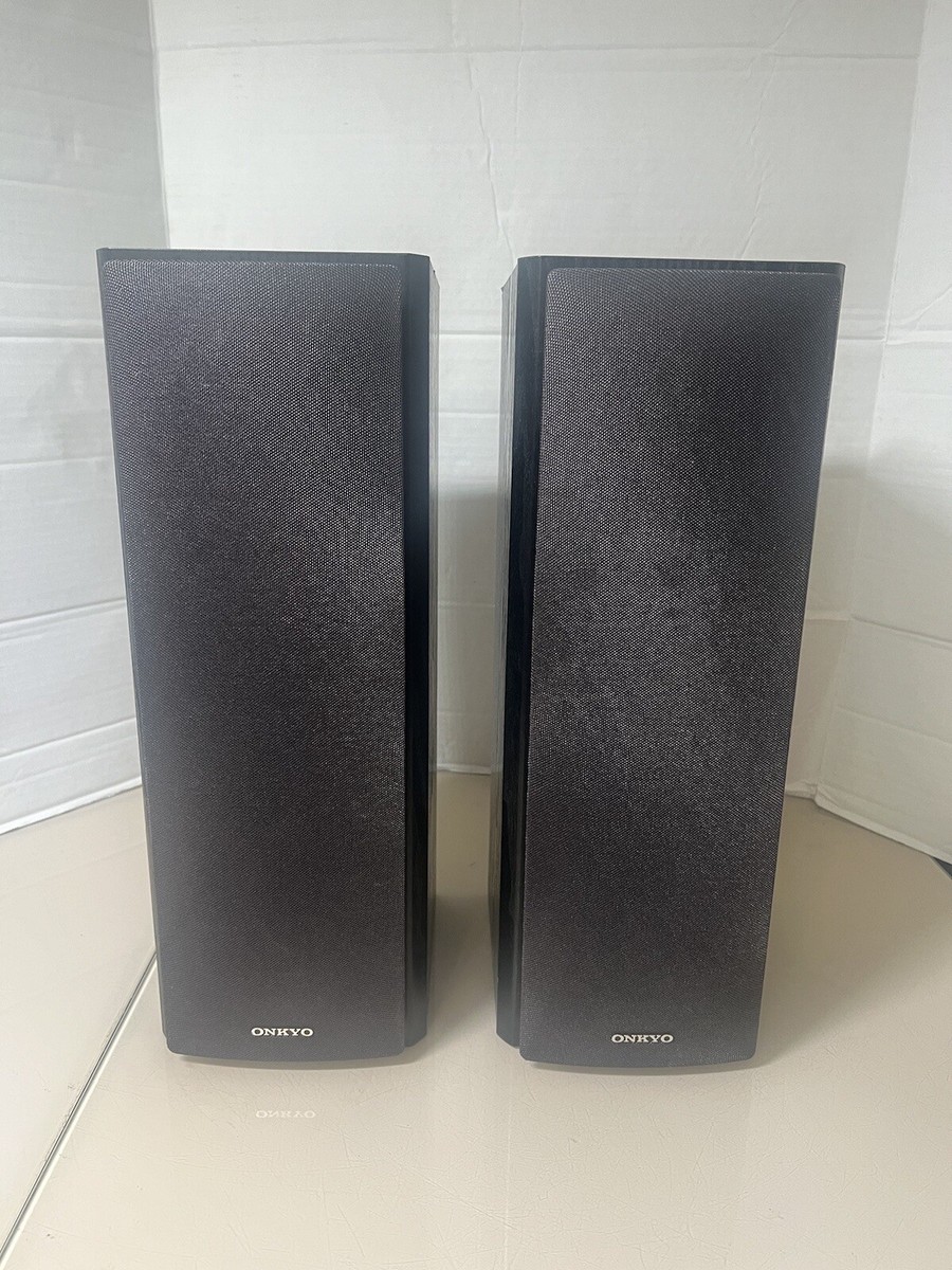 Preowned Onkyo Home Front Left & Right Speakers Grain SKF