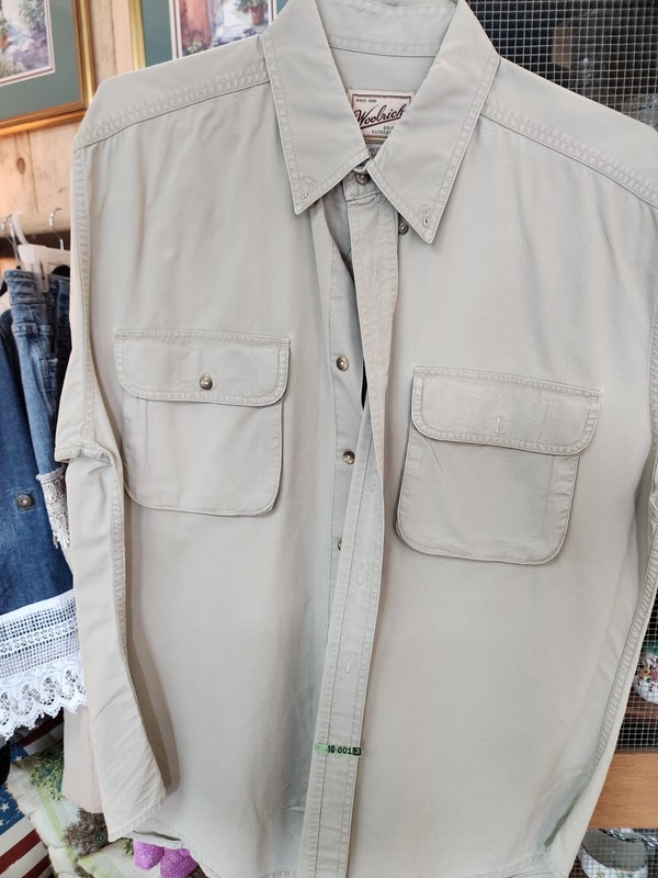 Woolrich Cotton Woven Solid Beige Shirt L Short Sleeve Button-Up Pockets
