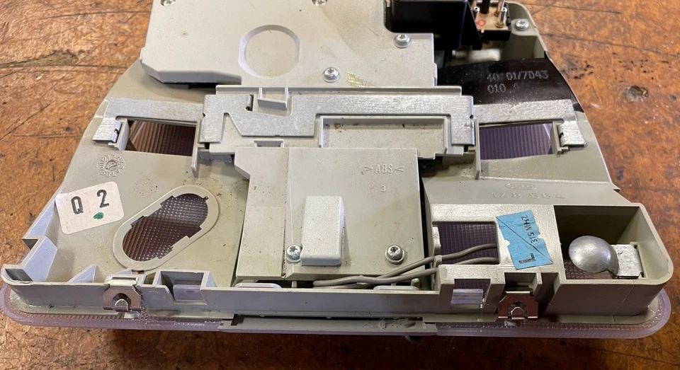 1998-2003 Overhead Dome Light (Gray)  OEM c43 W202 C280 C240 - Image 3 of 4