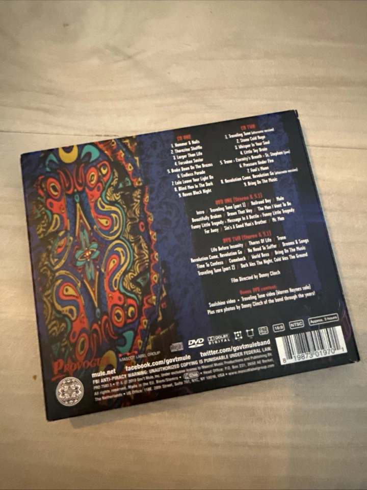 Bring On The Music - Live At The Capitol Theatre von ... | CD | Zustand sehr gut - Bild 2 von 2