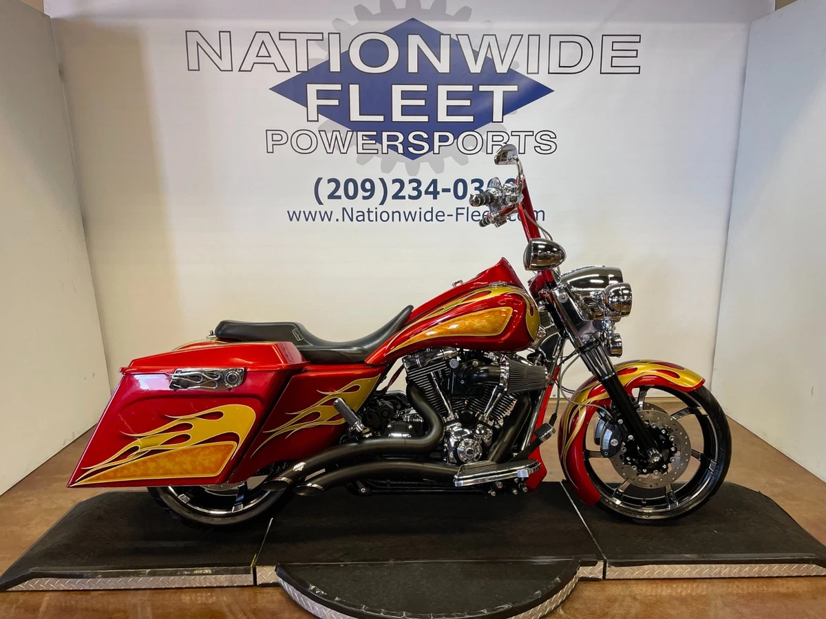 Harley-Davidson Red Motorcycles Sold by Dealers for sale | eBay