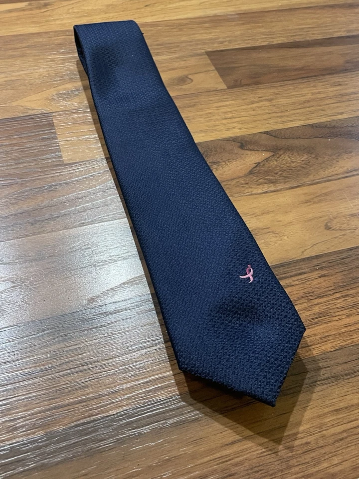 Susan G Komen 纯海军蓝人字形领带带粉色丝带 - 希望结 — 第 3/4 张图片