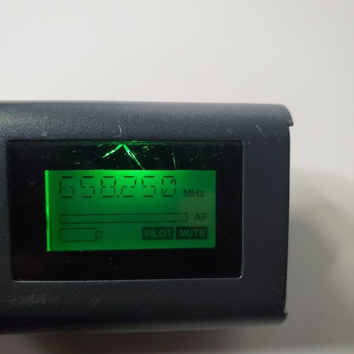 Sennheiser SKP 100 G2 Plug On Transmitter Freq 626-662 MHz - Picture 2 of 13