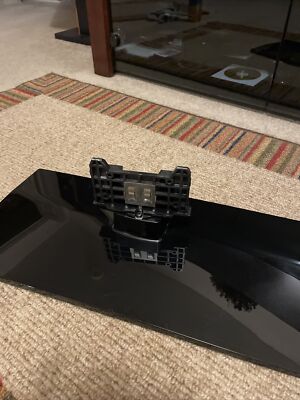 SUPPORT TV SUR SOCLE POUR TV DE 29/74cm à 56/142cm POUR TV PLAT ET