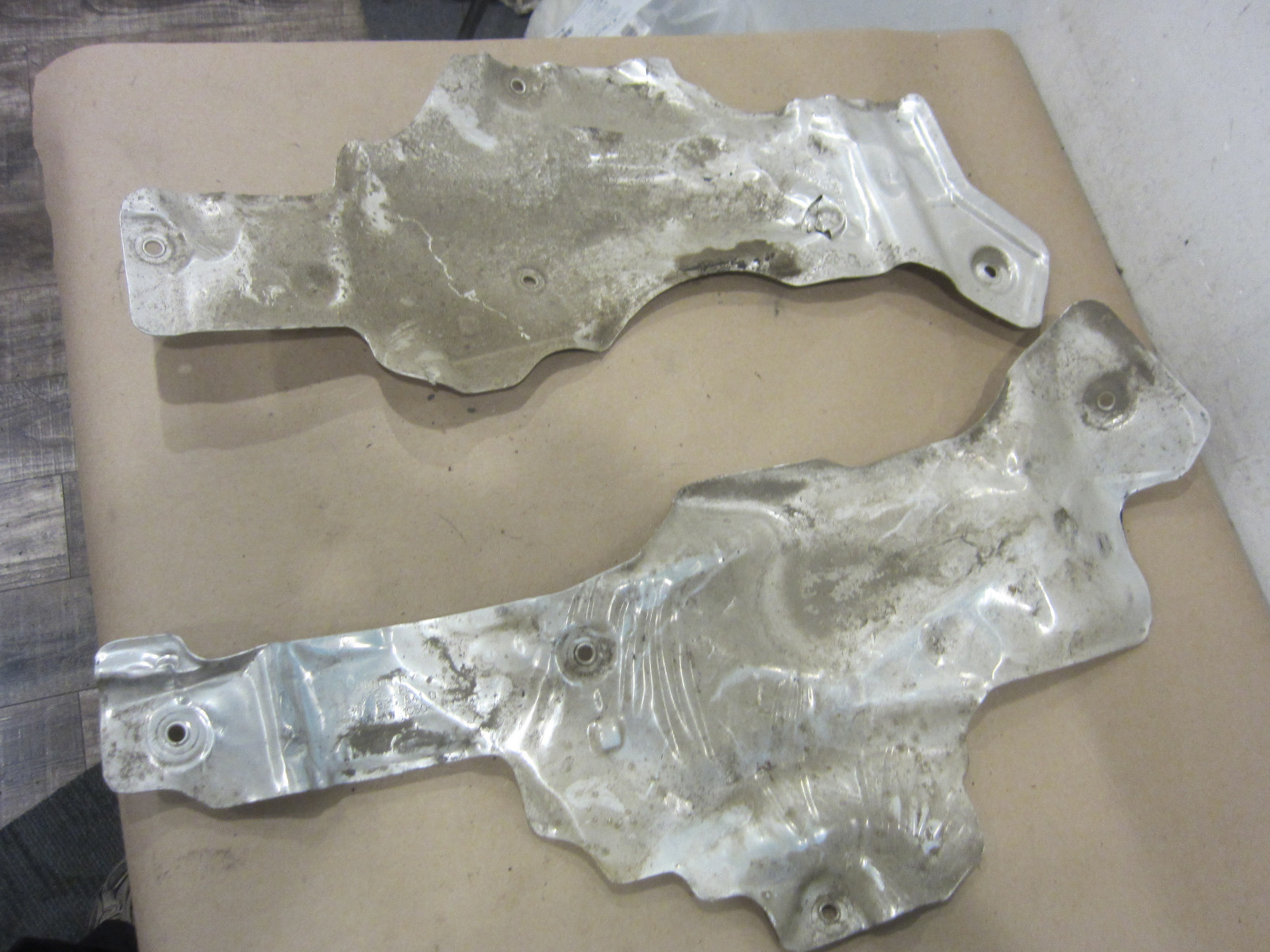 Bentley Continental GT - Heat Shields For Side Members - 3W0825642D - 3W0825641D