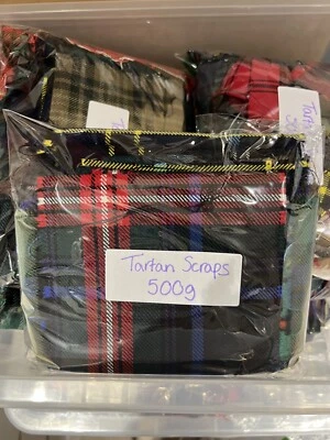 NOT KNOWN Tartan Scottish 500g Remnants 100% Wool Woven Mix Colours New