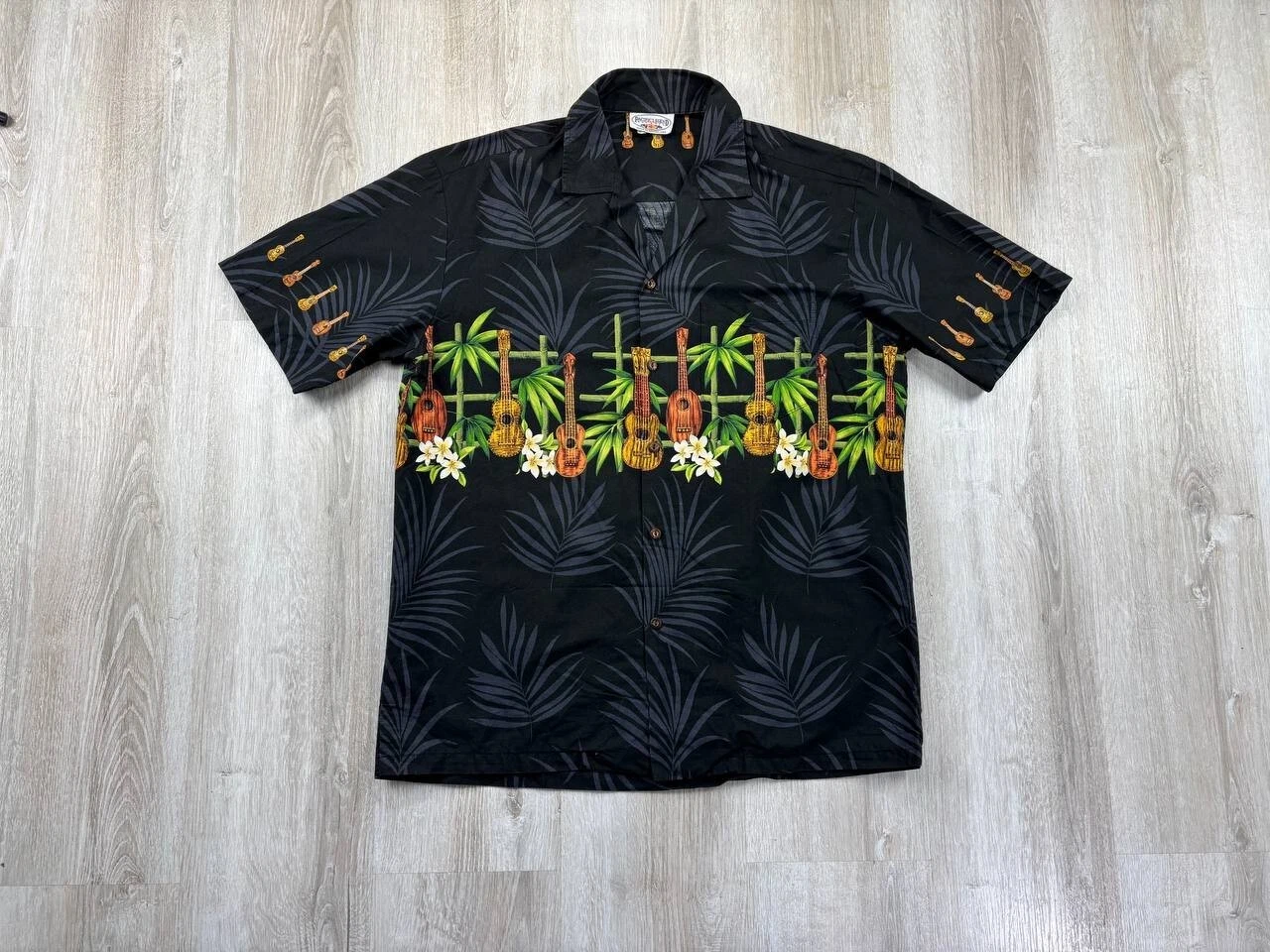 Mens shirt Pacific Legend Hawaiian Size L Color Black