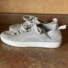 Rocket Dog Size 8 Gray Mesh Lace Up Sneakers