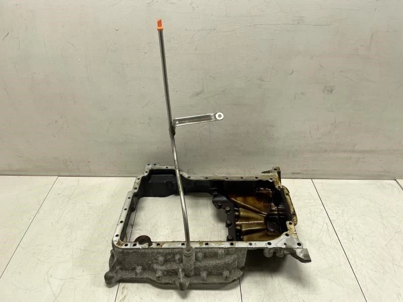 Volkswagen Touareg 2005 cárter de aceite del motor superior OEM+  Foto 4 de 4